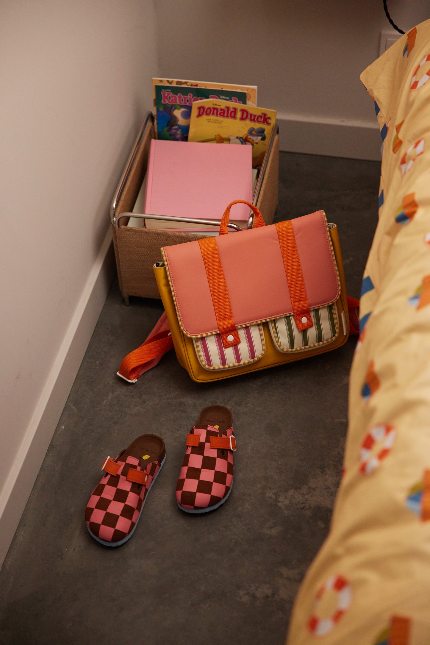 Schoolbag • Coral Pink + Sbmarine Yellow