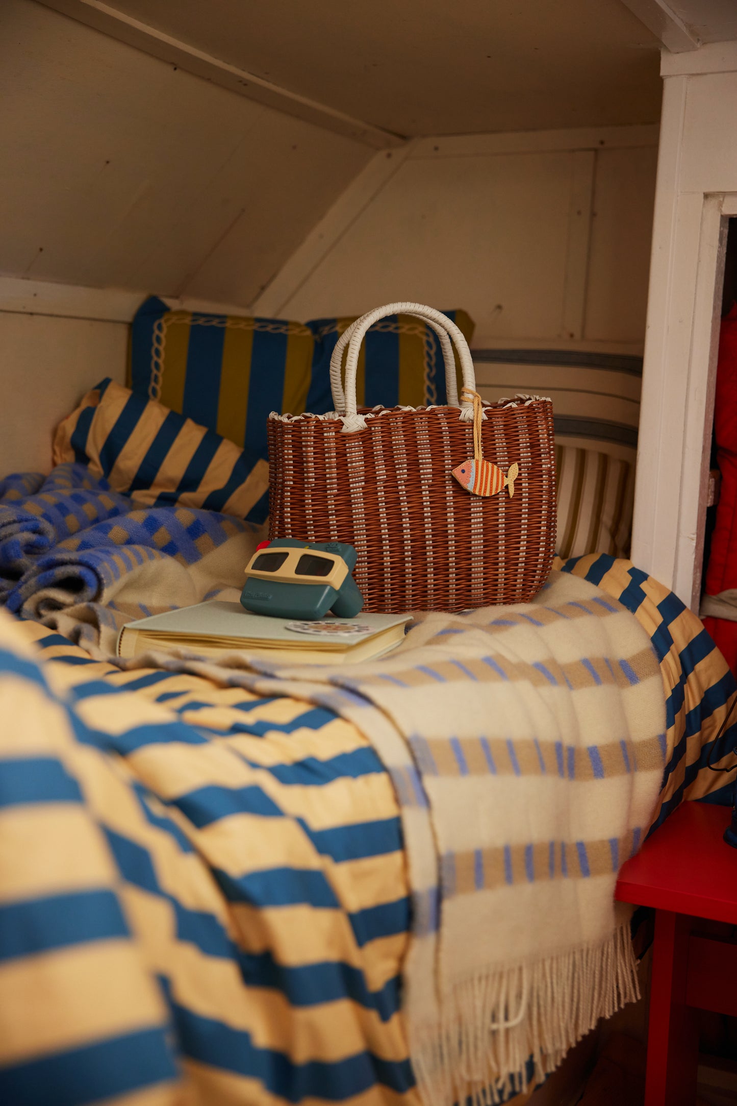 Sticky Lemon | Wonders | Viewmaster