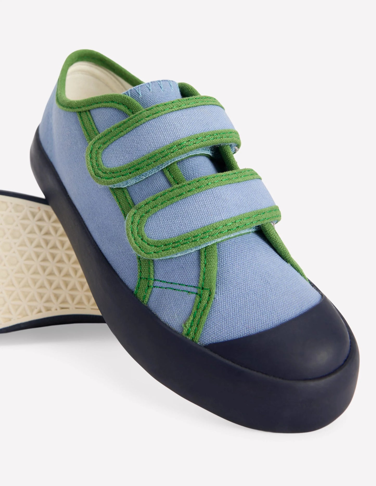 Canvas Trainers