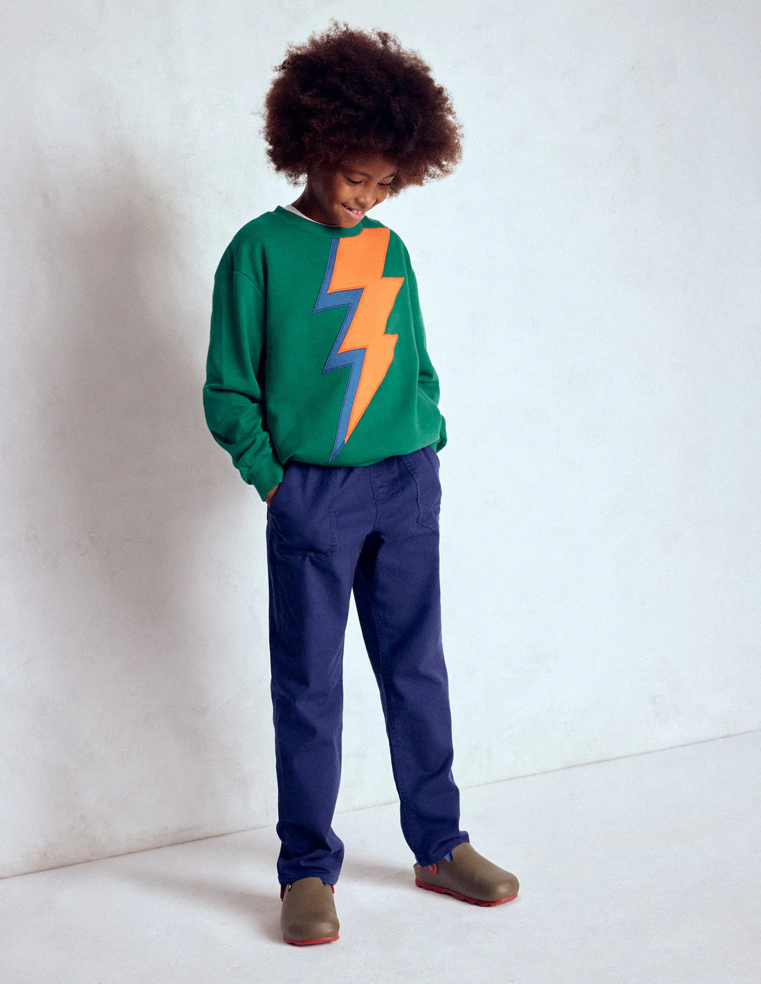 Fun Sweatshirt-Artichoke Green Lightning