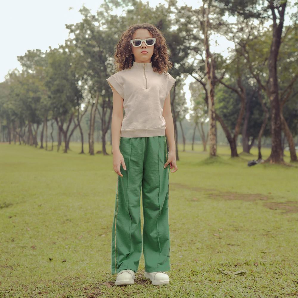 Adelyn Pull-Up Pants with Buttons & Side Panel