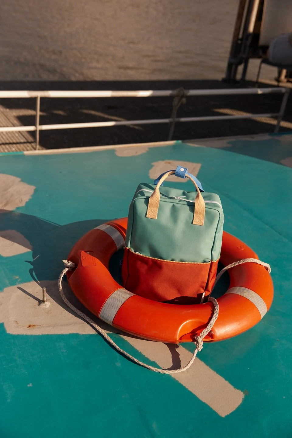 Backpack large • colourblocking • aquatic green